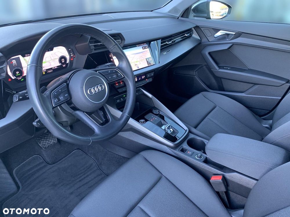 Audi A3 Sportback - 12