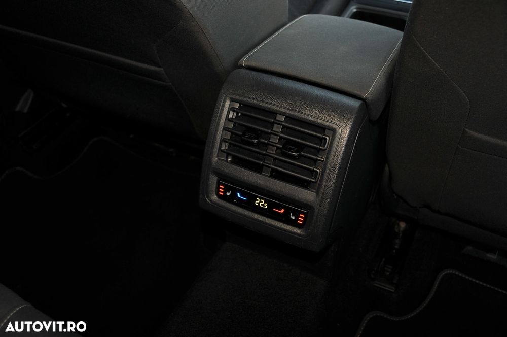 Volkswagen Golf 2.0 TDI DSG Life - 19