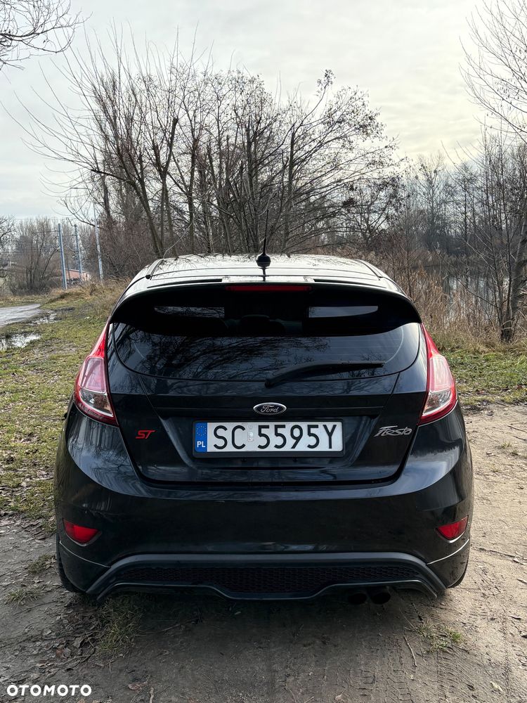Ford Fiesta ST - 6
