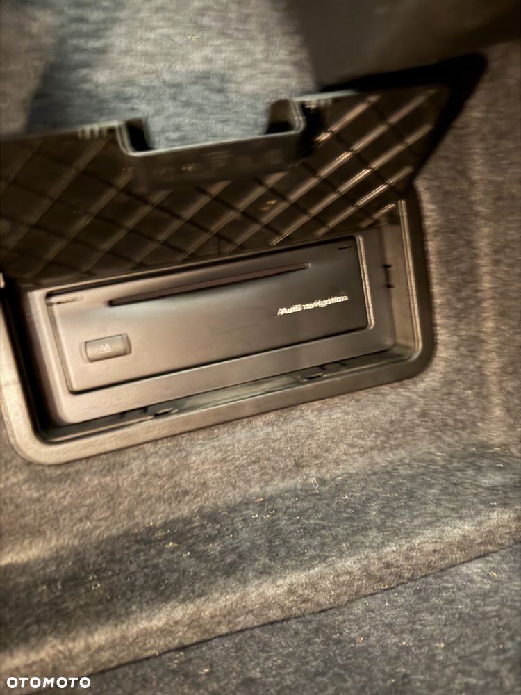 Audi A4 Cabrio - 8