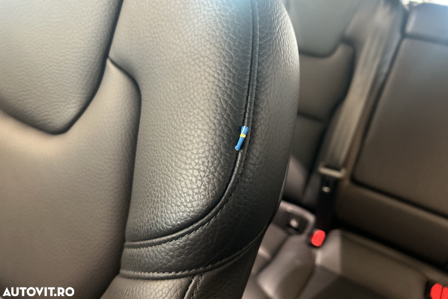 Volvo XC 60 B5 MHEV AWD Inscription - 18