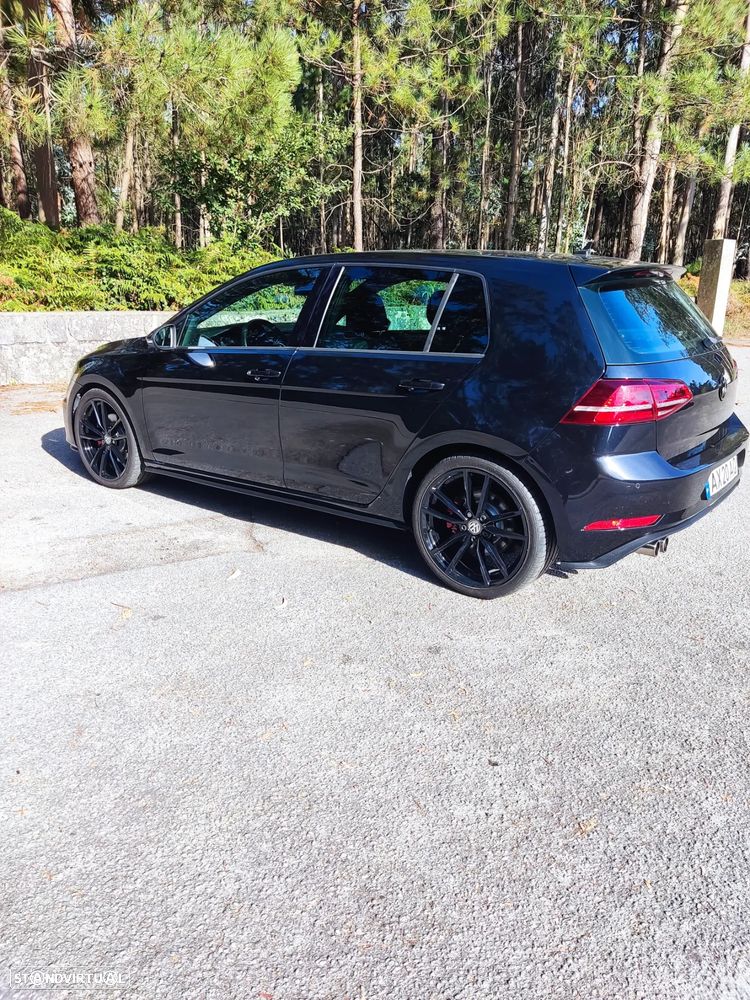 VW Golf 2.0 TDi GTD DSG - 4