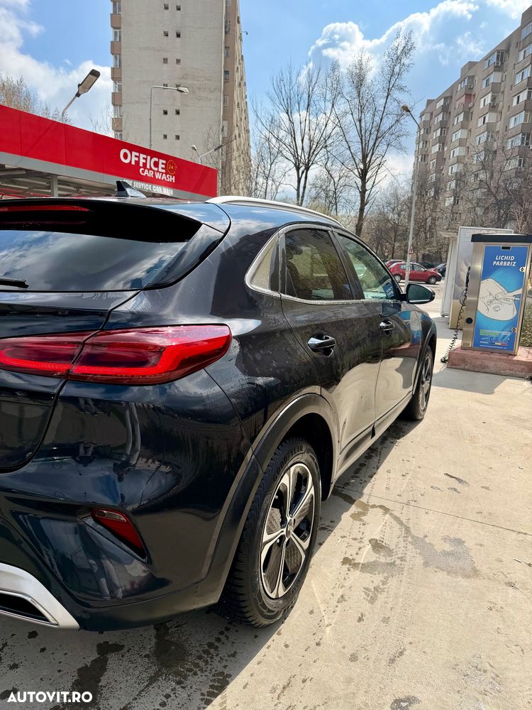 Kia XCeed 1.6 GDI 6DCT PHEV Vision - 6