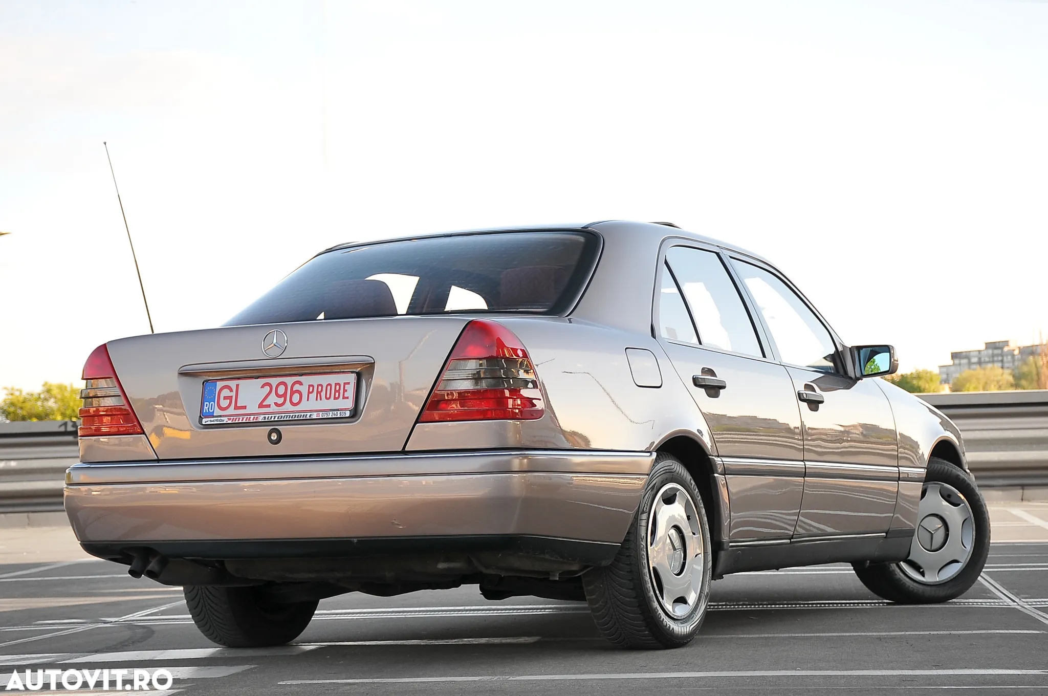 Mercedes-Benz C - 2