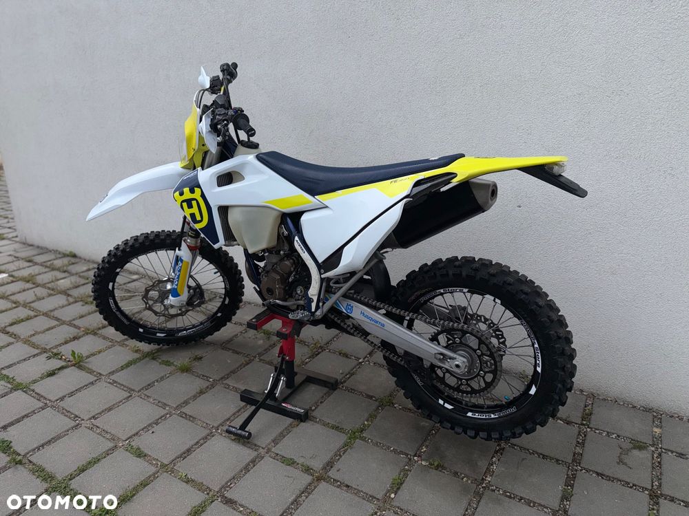 Husqvarna FE - 8