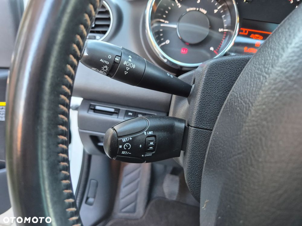 Peugeot 3008 BlueHDi 120 Stop & Start Business-Line - 39