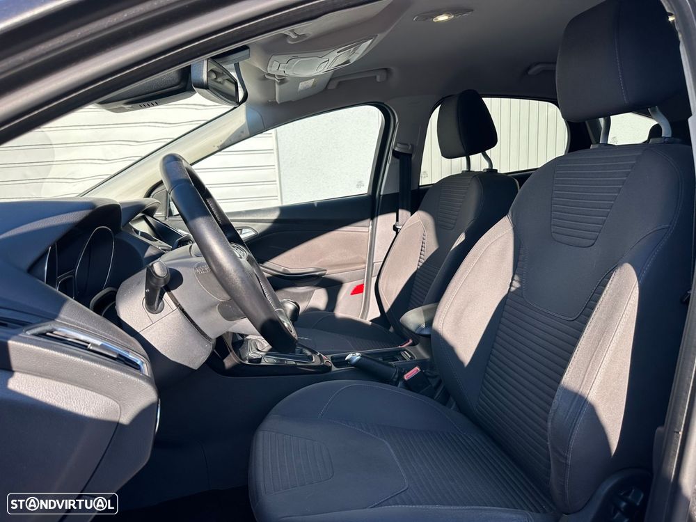 Ford Focus 1.0 SCTi Titanium - 10
