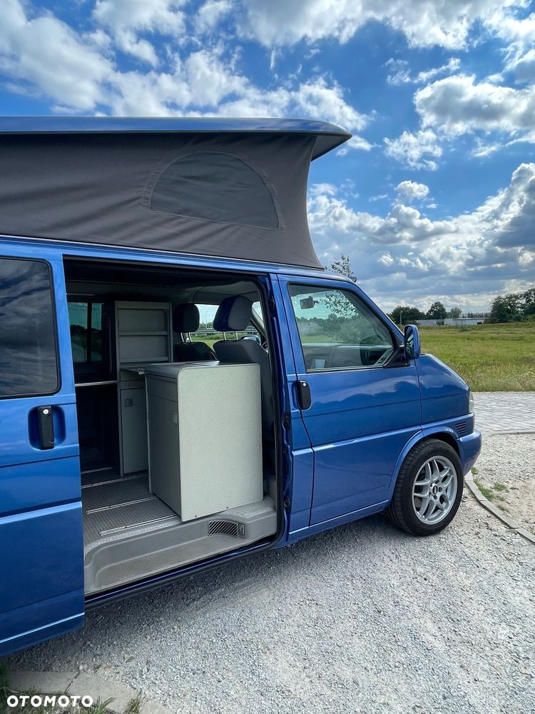Volkswagen Multivan - 2