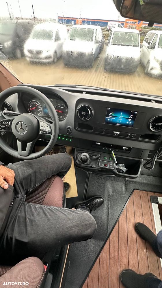 Mercedes-Benz SPRINTER - 9