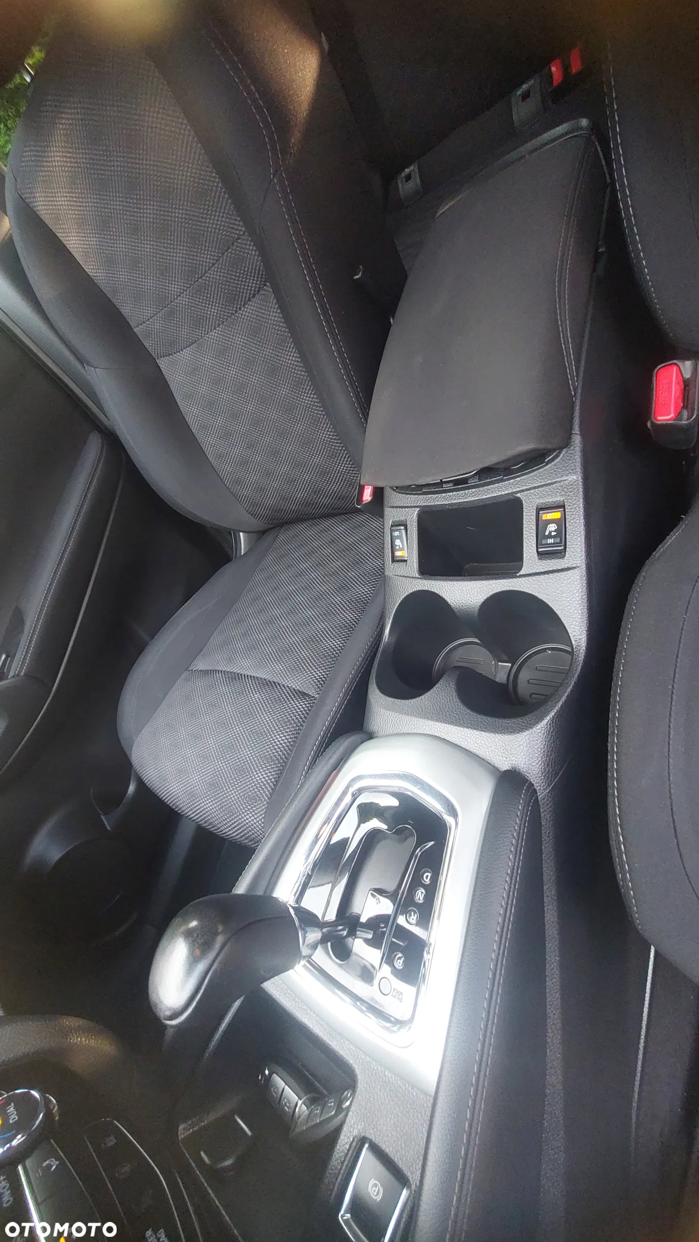 Nissan Qashqai 1.2 DIG-T Xtronic TEKNA - 7