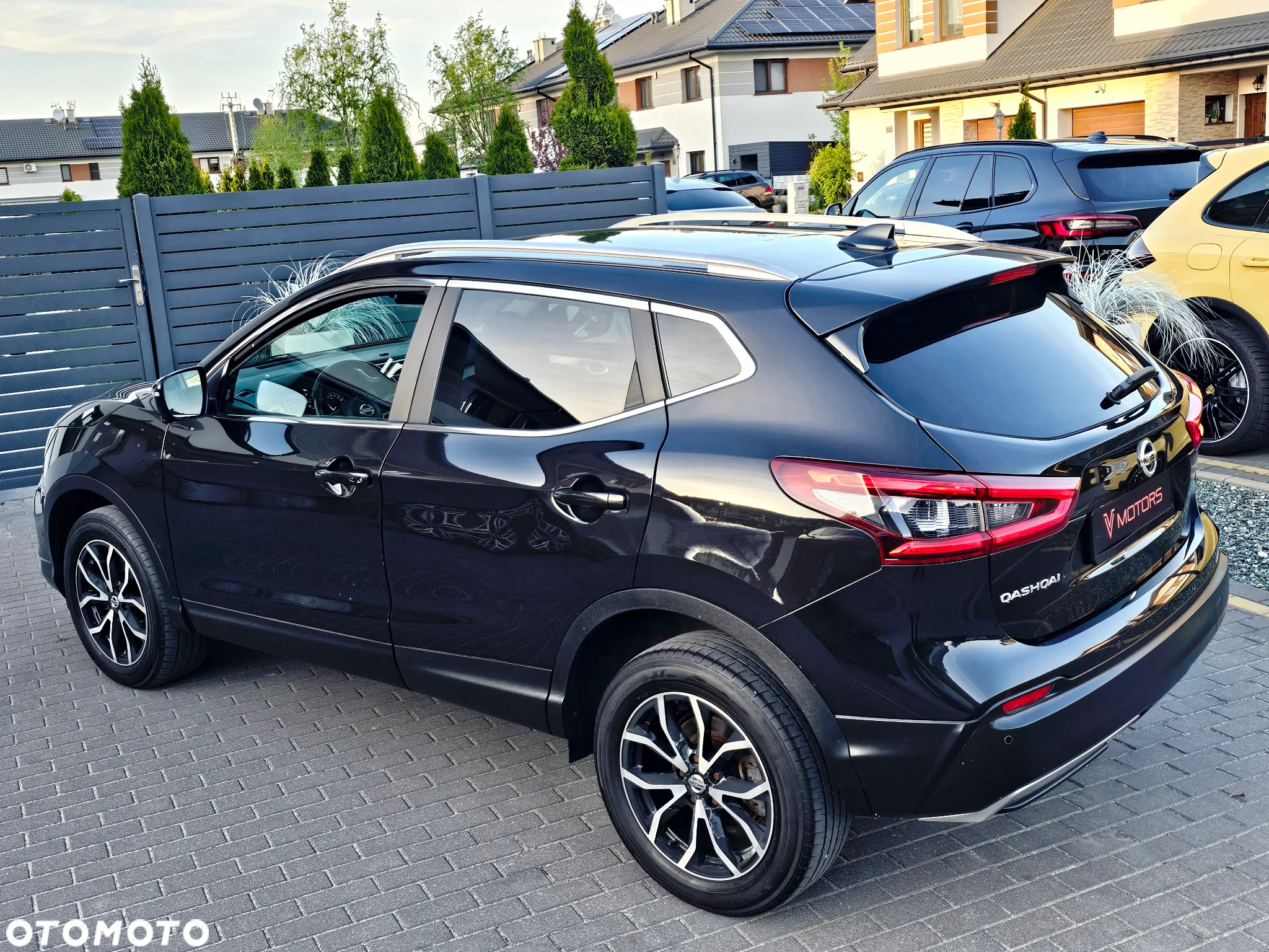 Nissan Qashqai 1.7 dCi TEKNA+ - 37