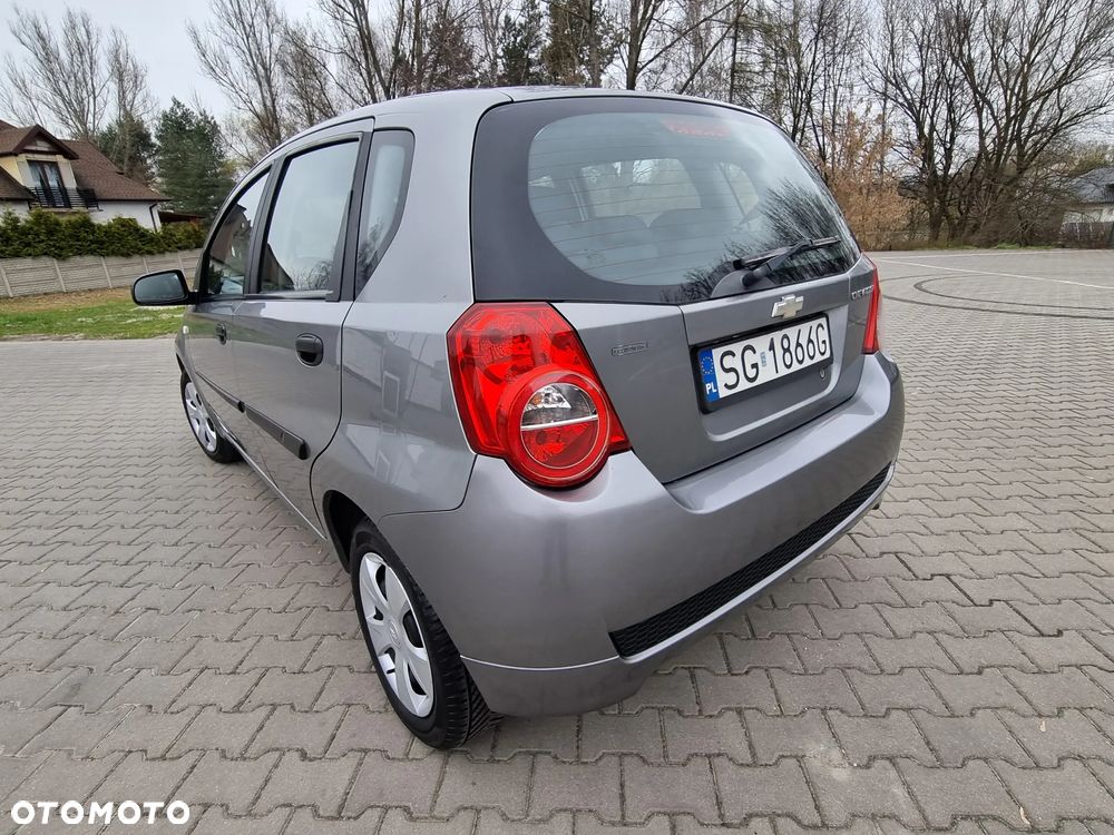 Chevrolet Aveo 1.2 16V Base / Classic - 2