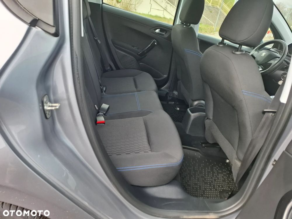 Peugeot 208 e-HDi 92 Stop&Start Active - 19