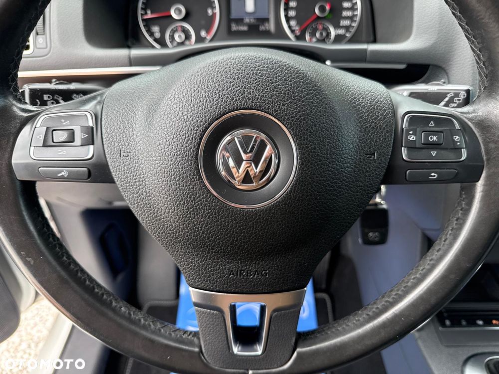 Volkswagen Touran 2.0 TDI DPF DSG Life - 24