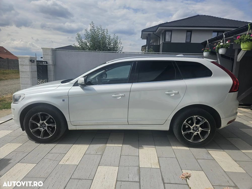 Volvo XC 60 D4 AWD Ocean Race - 4