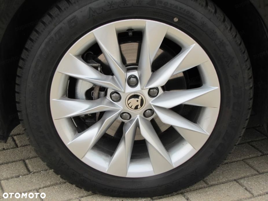 Skoda Superb 2.0 TDI SCR 4x4 Edition 130 DSG - 15