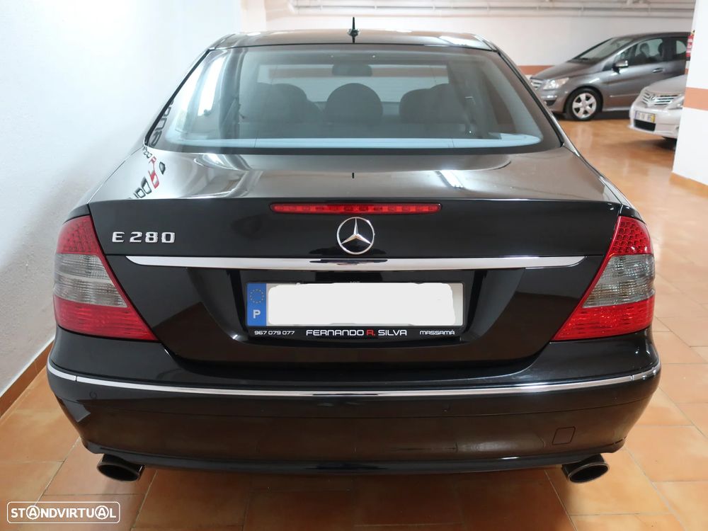 Mercedes-Benz E 280 Avantgarde - 11