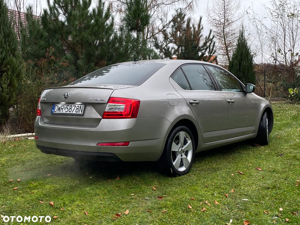 Skoda Octavia 1.8 TSI Elegance DSG - 19