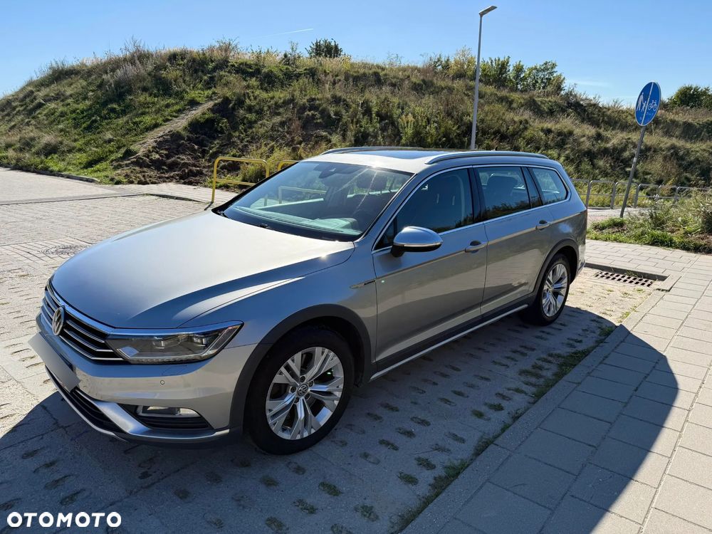 Volkswagen Passat 2.0 TDI Bi-Turbo BMT 4Mot Highline DSG - 4