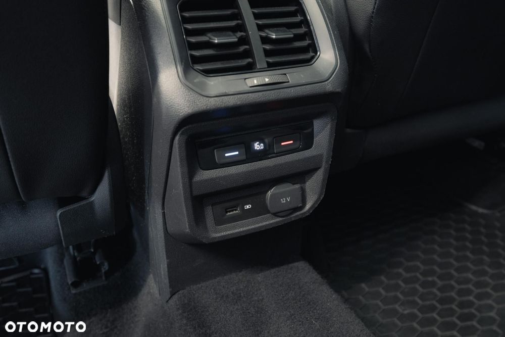 Volkswagen Tiguan - 35