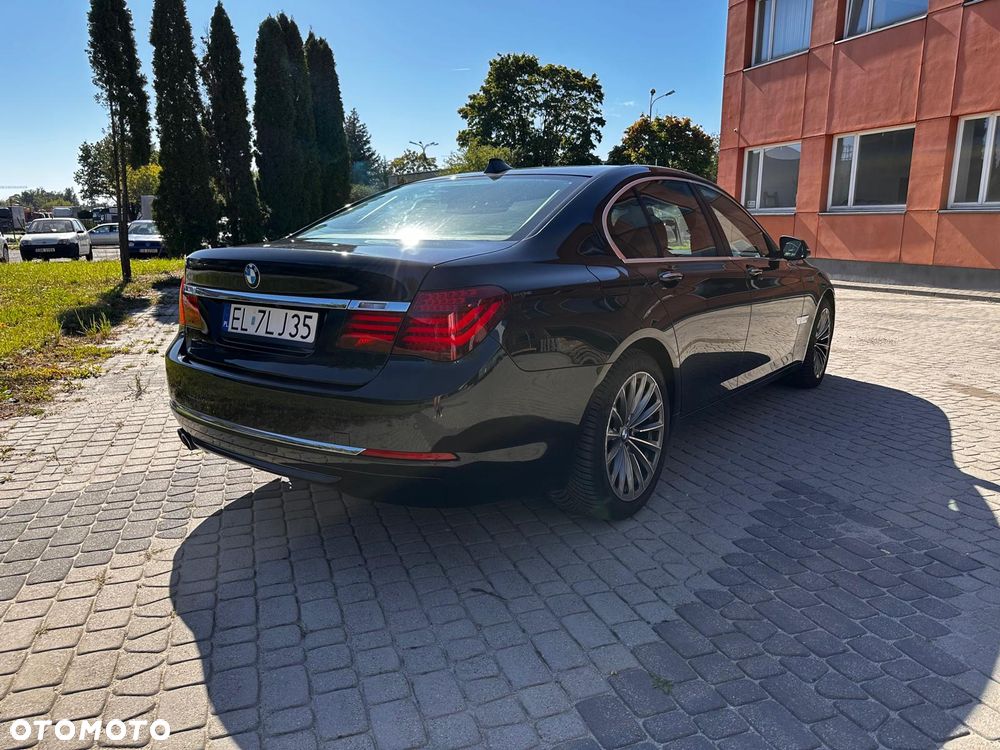 BMW Seria 7 730d xDrive - 6