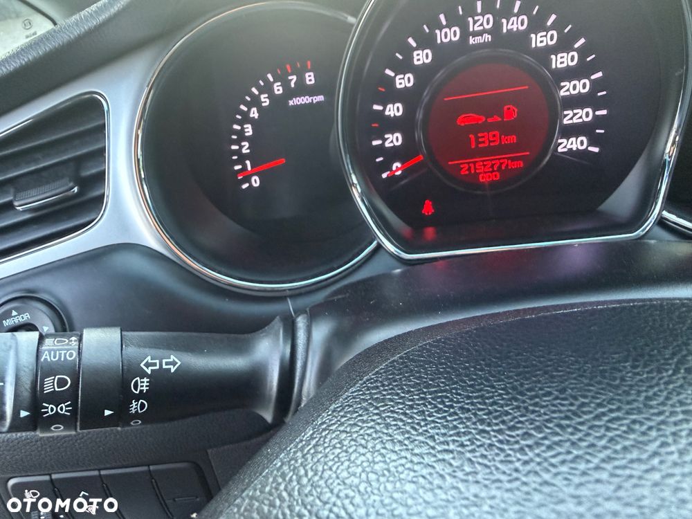 Kia Ceed 1.6 GDI L - 18
