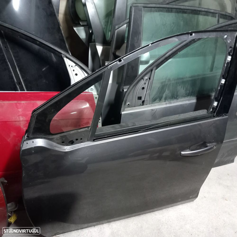 Portas da frente peugeot 208 1modelo - 3
