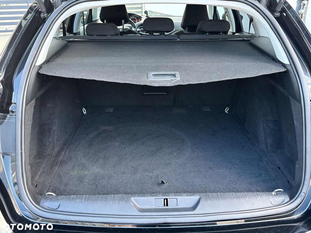Peugeot 308 BlueHDi FAP 150 EAT6 Stop & Start Allure - 23