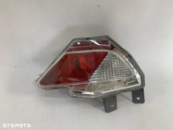 Toyota Rav-4 15-18r Lampa przeciwmgielna tylna rav 4