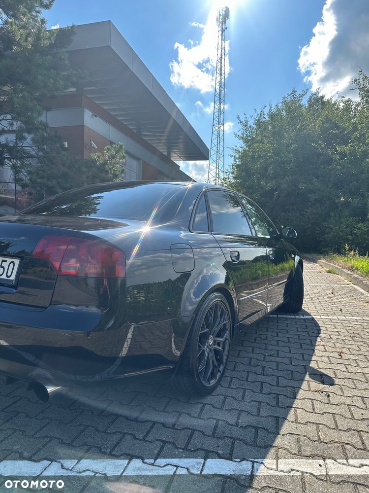 Audi A4 Limousine 2.0 T FSI quattro - 4