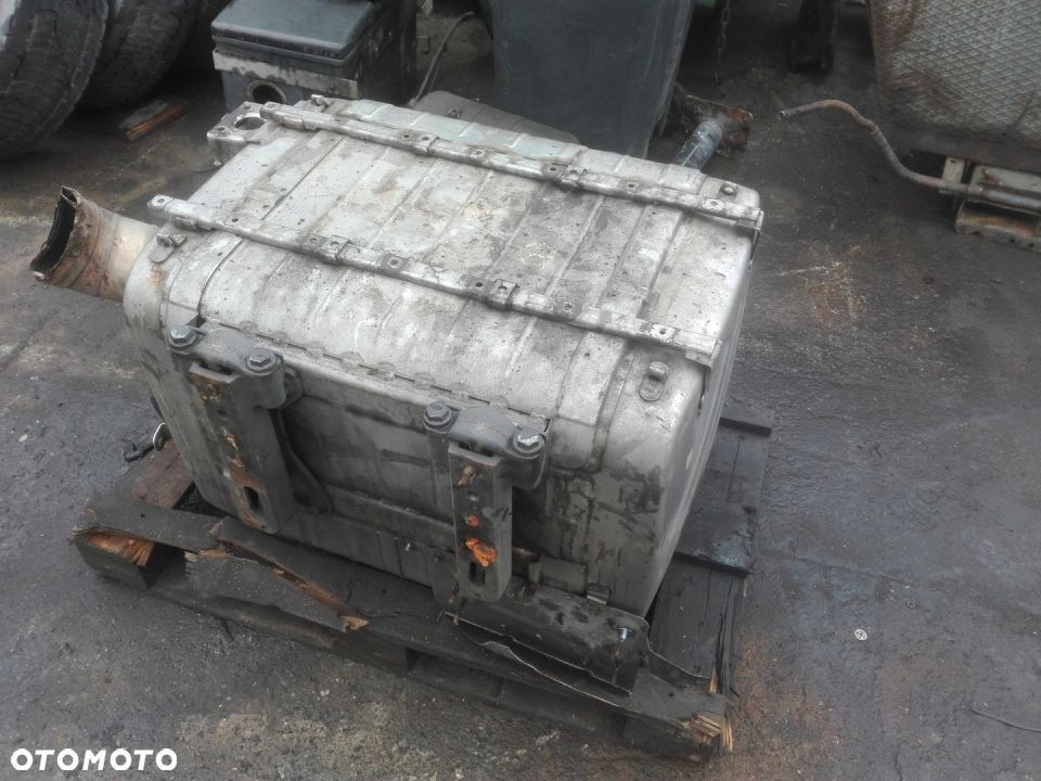 KATALIZATOR TŁUMIK MERCEDES ACTROS MP4 A0064904512 - 1