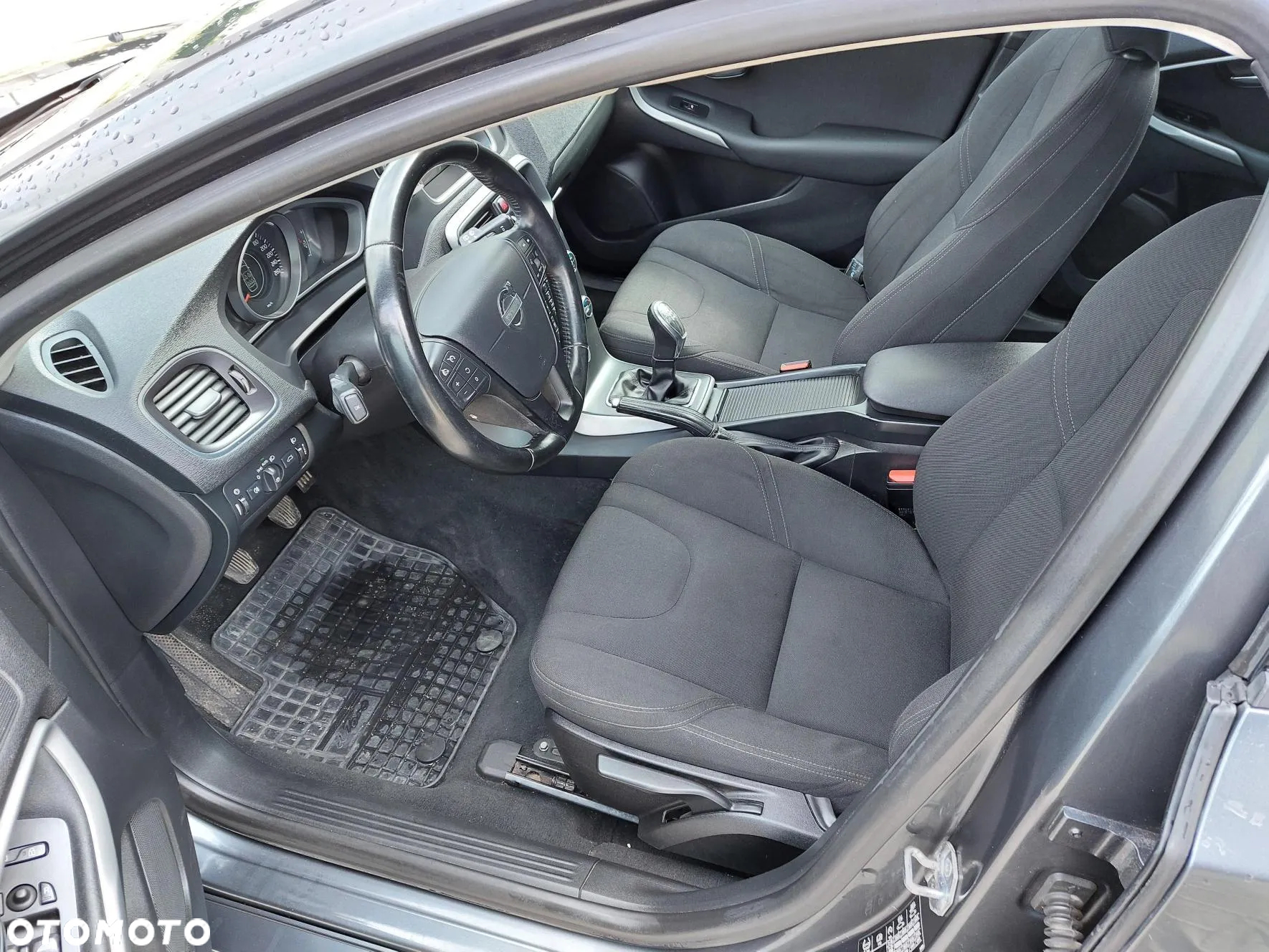 Volvo V40 - 10