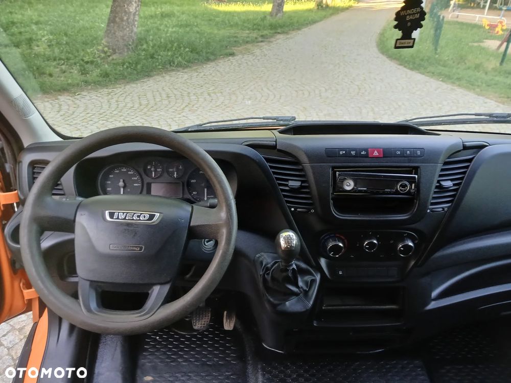 Iveco 35S12 - 24