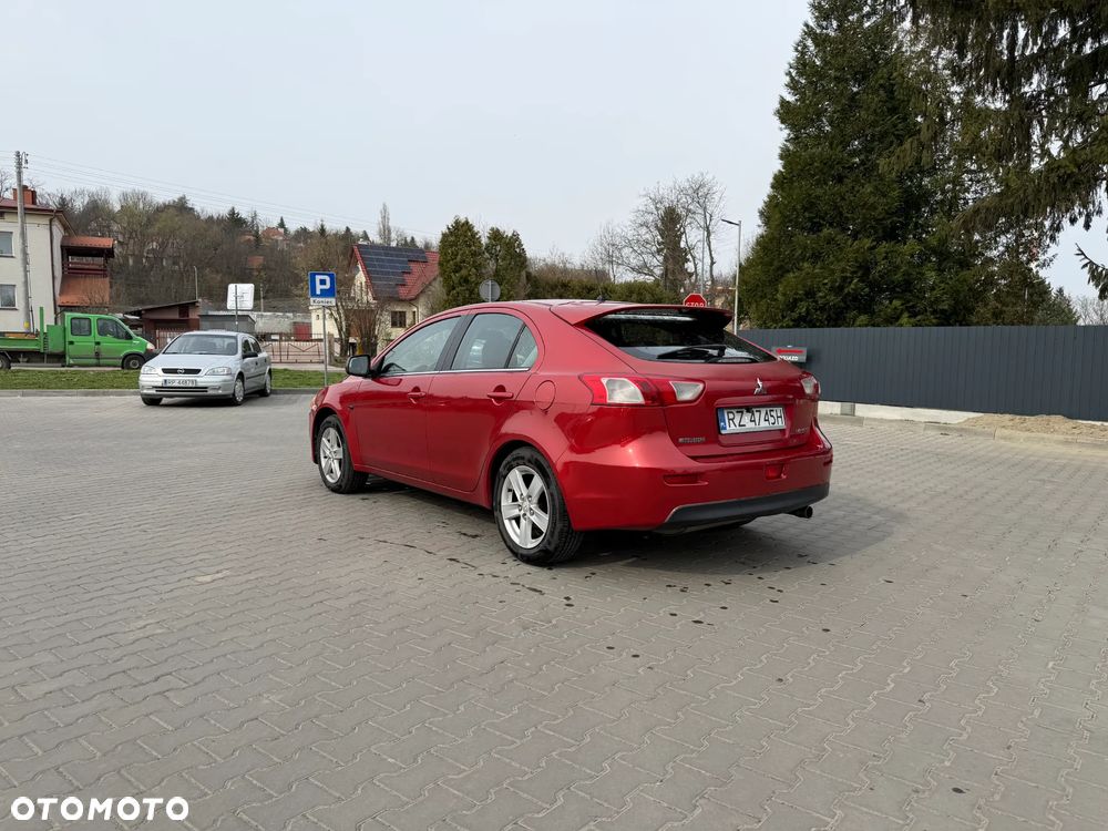 Mitsubishi Lancer - 4