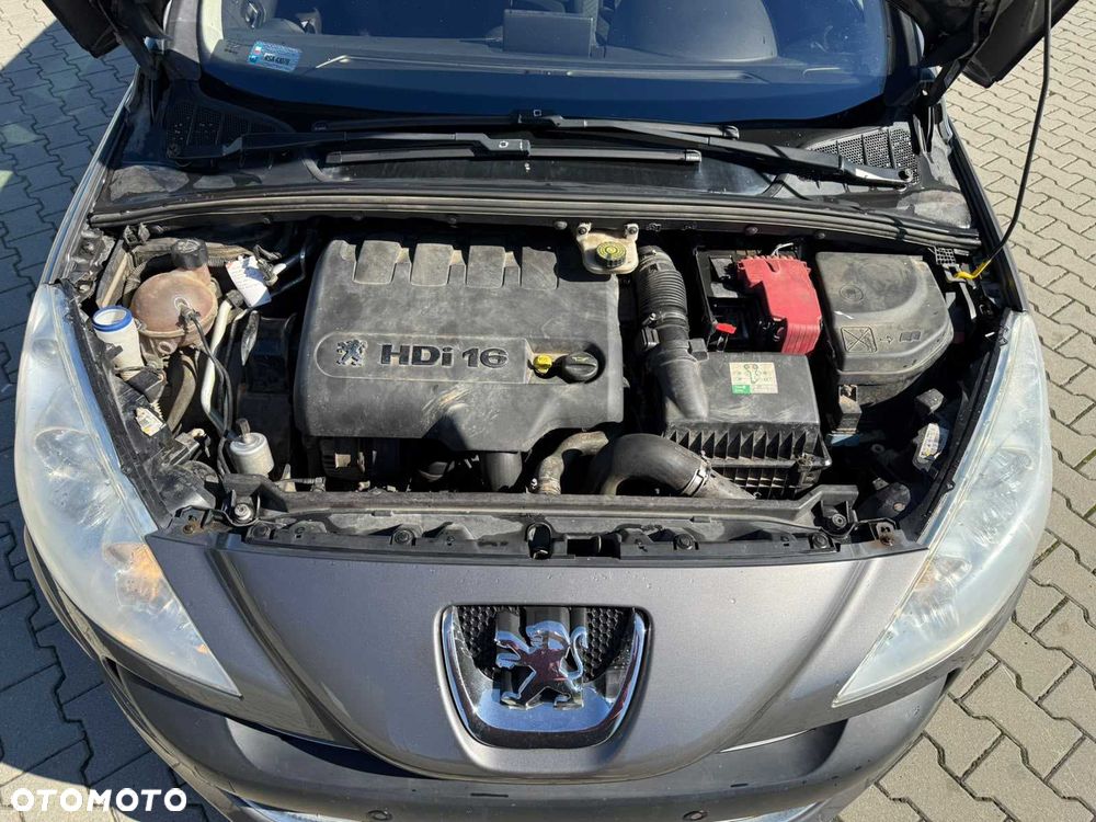 Peugeot 308 - 5