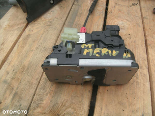 ZAMEK DRZWI OPEL MERIVA B 10-17ROK PRAWY TYL 9-PIN