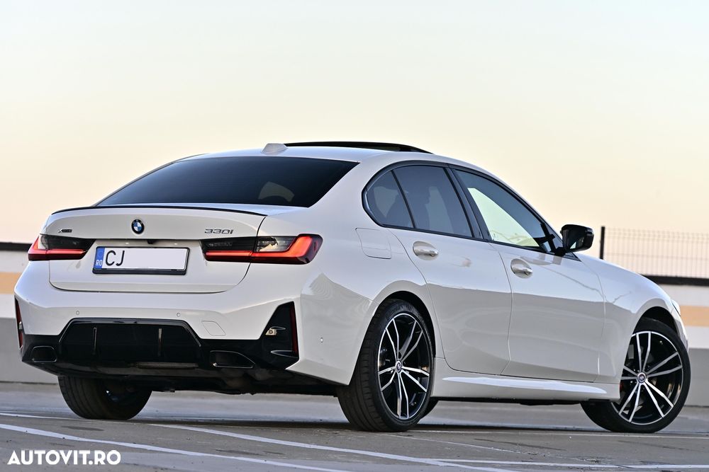 BMW Seria 3 330i xDrive Aut. M Sport - 4