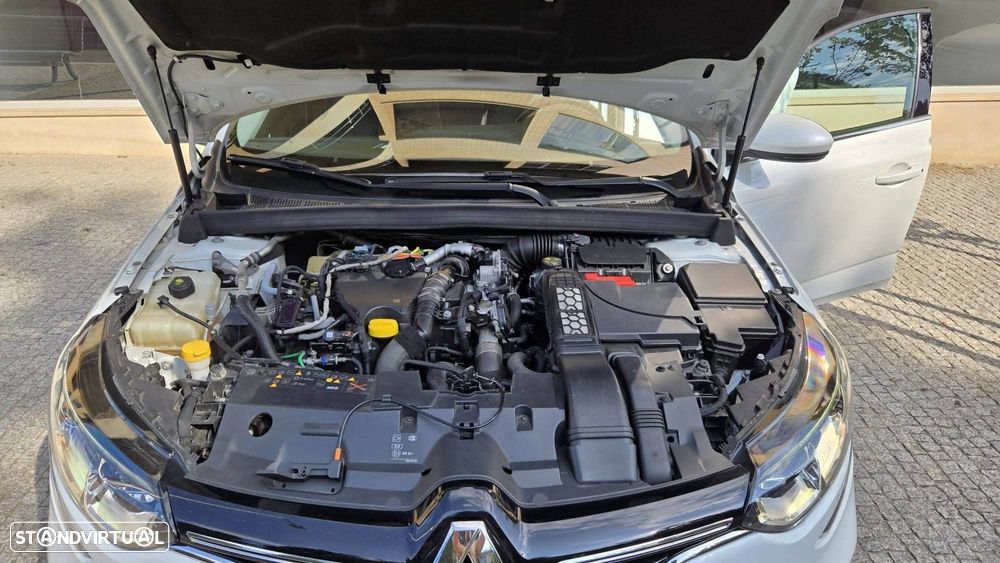Renault Mégane 1.5 Blue dCi Limited - 11