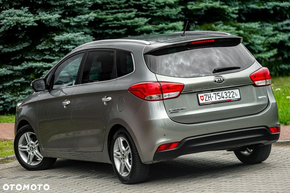 Kia Carens 1.6 GDI ISG Spirit - 15