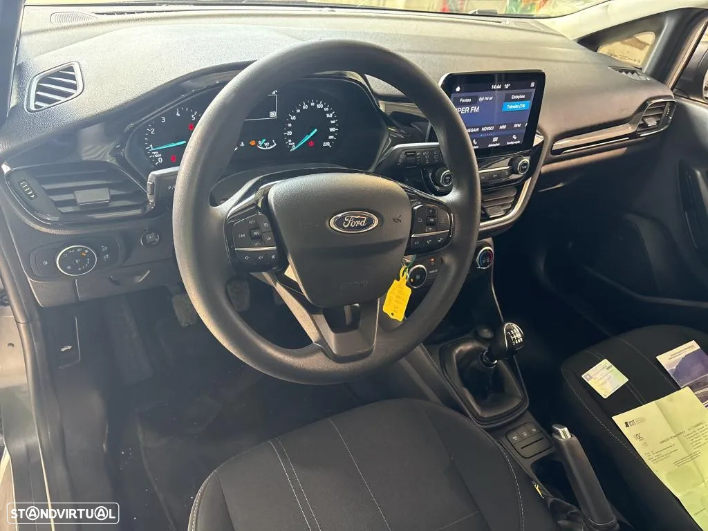 Ford Fiesta 1.0 EcoBoost MHEV Connected - 6