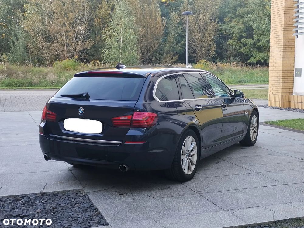 BMW Seria 5 535d xDrive Luxury Line - 11