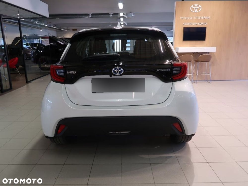 Toyota Yaris Hybrid 1.5 Active - 8