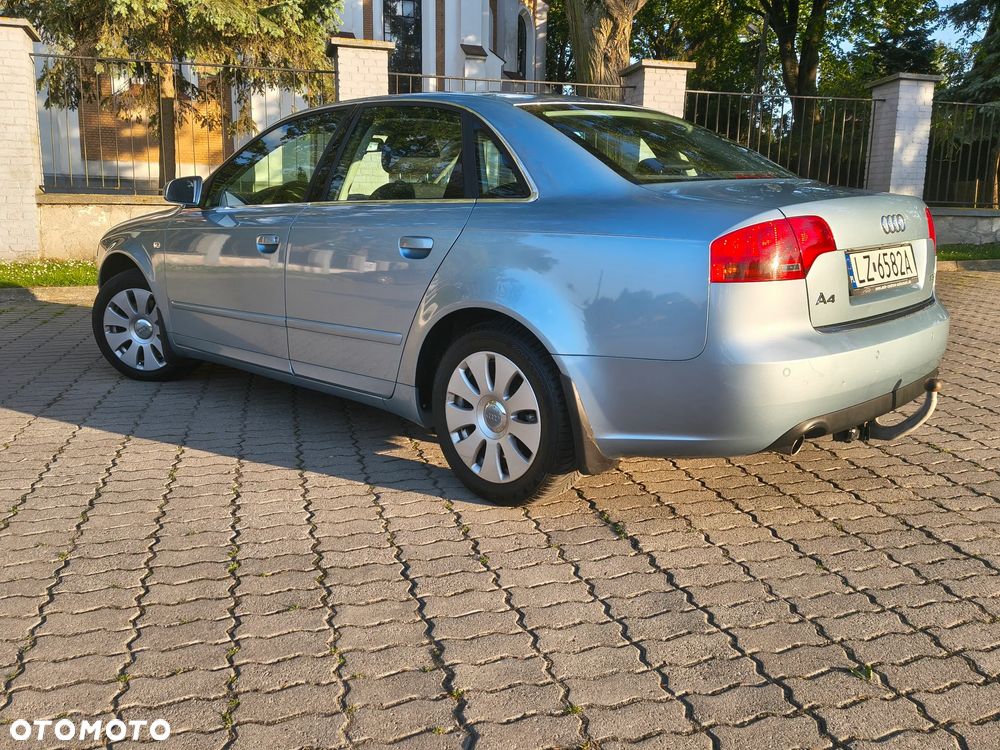 Audi A4 Avant 1.8 T - 10