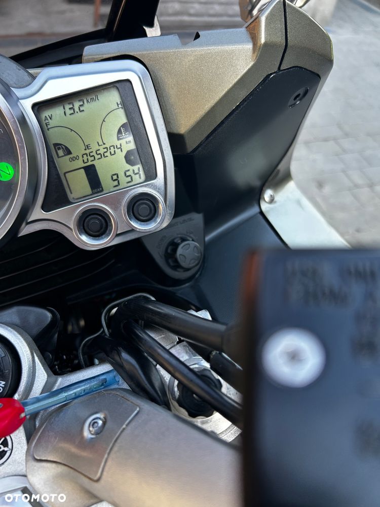 Yamaha FJR - 11