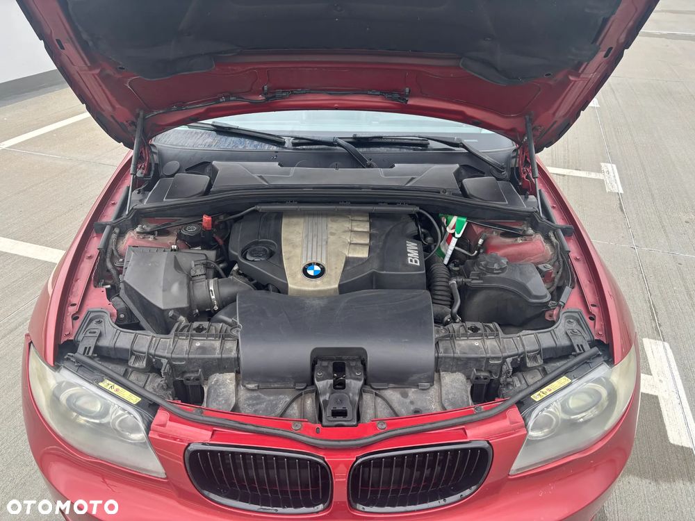 BMW Seria 1 123d - 24