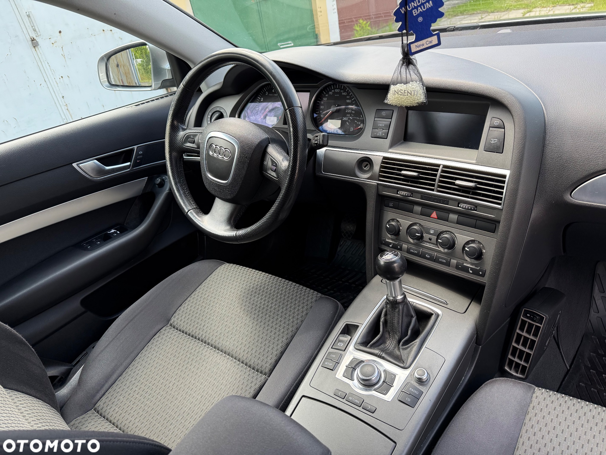 Audi A6 Avant 2.4 quattro - 5