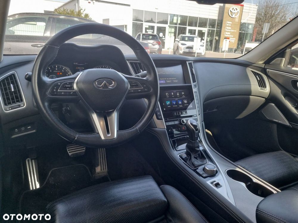 Infiniti Q50 2.0t Sport Tech - 19