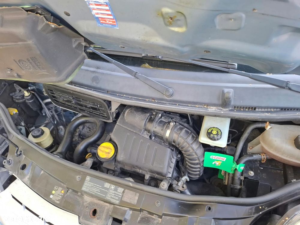 Renault Trafic - 17