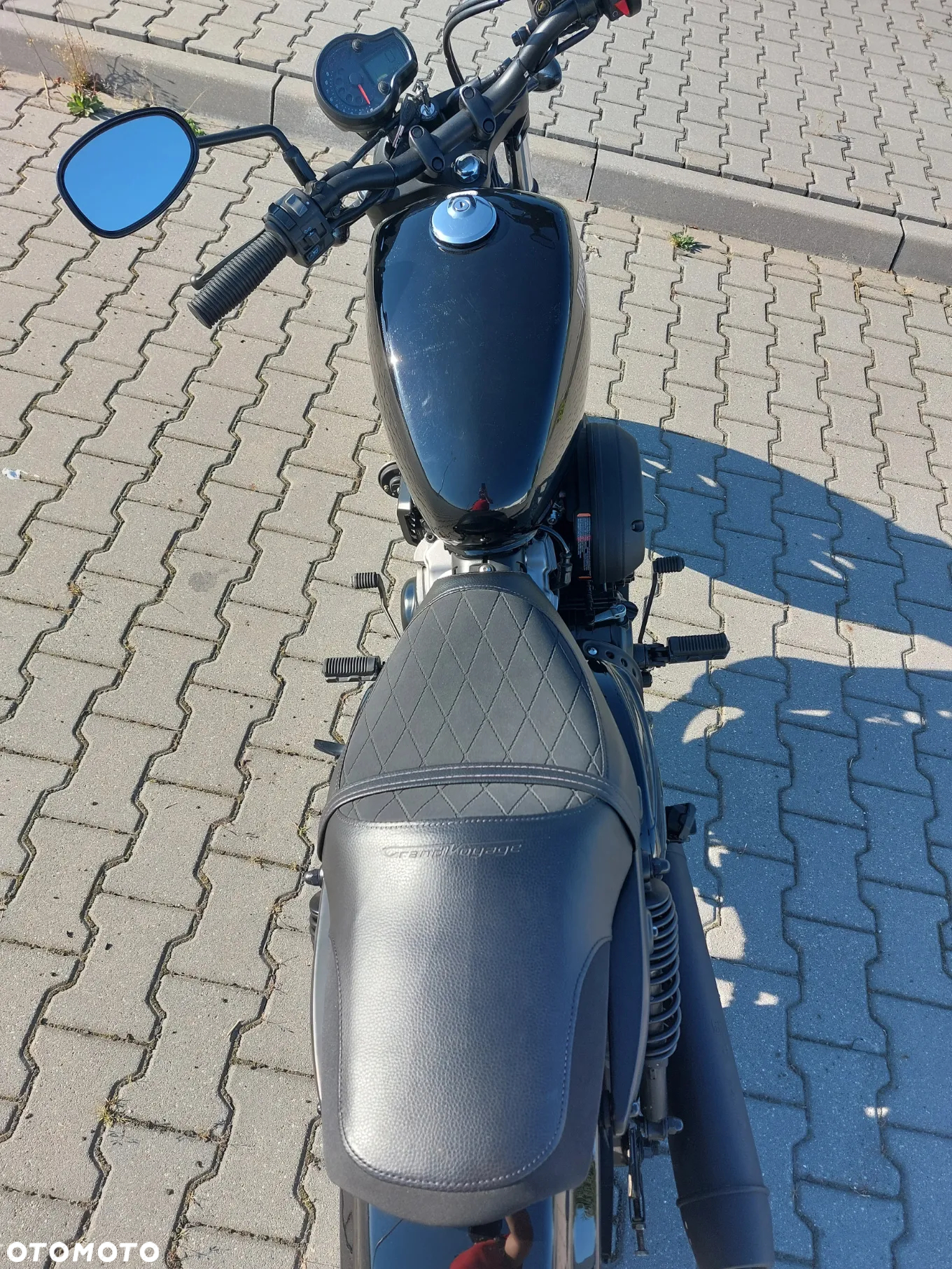 Hyosung GV - 8