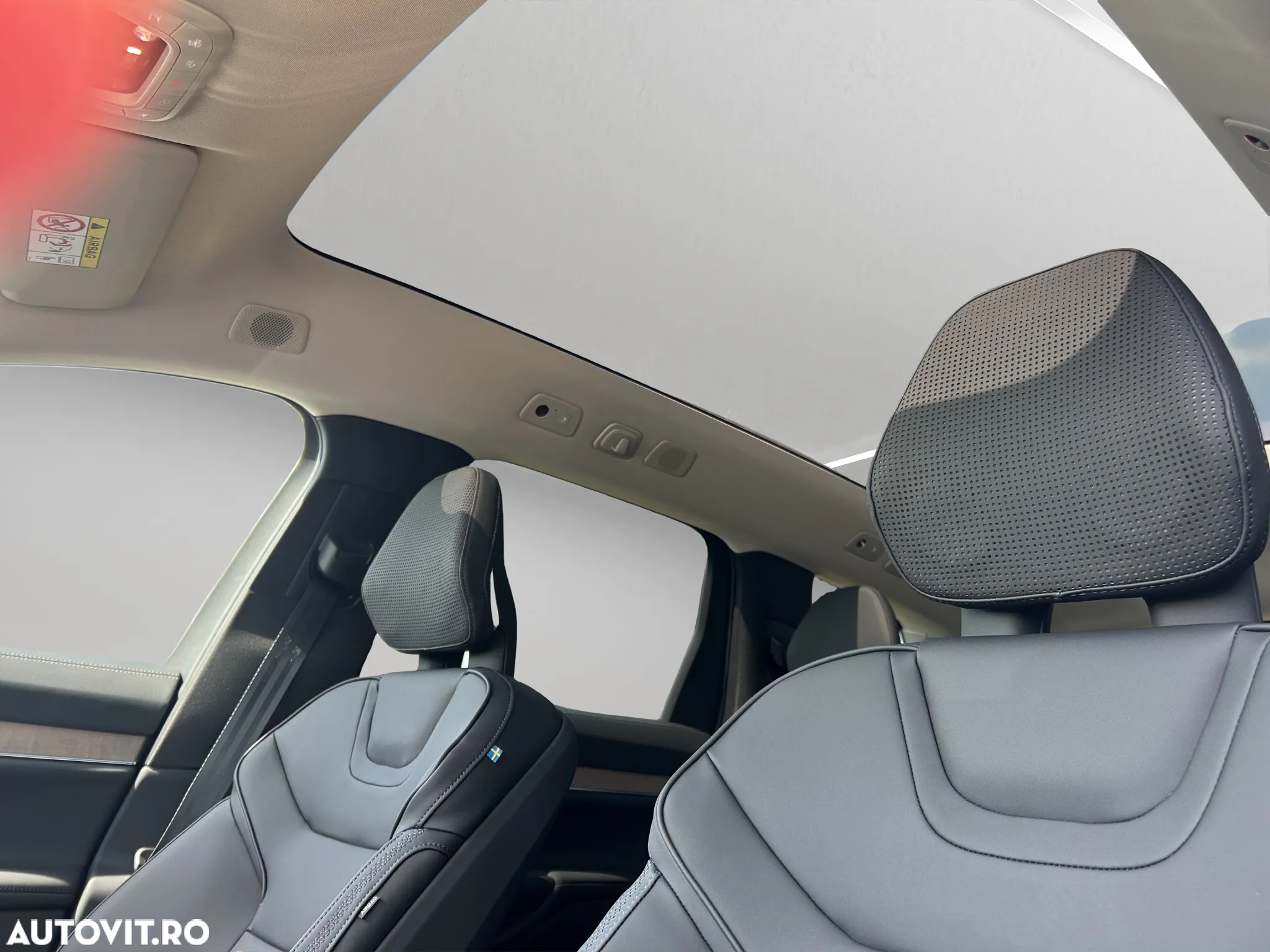 Volvo EX90 - 21
